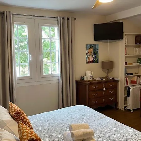 Haritza Bed & Breakfast 3*